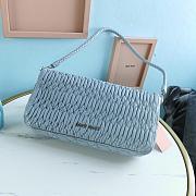 Fortok Miu Miu Iconic Crystal Cloqué Nappa leather Blue Top-handle bag 28x4x15cm - 4