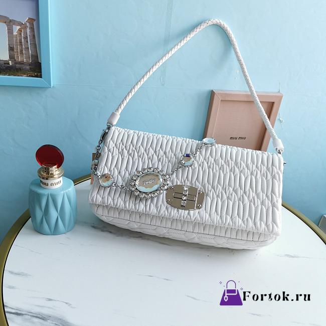 Fortok Miu Miu Iconic Crystal Cloqué Nappa leather White Top-handle bag 28x4x15cm - 1