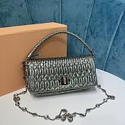 Fortok Miu Miu Iconic Crystal Cloqué Nappa leather Pink Silver Top-handle bag 22.5x4.5x12cm - 1