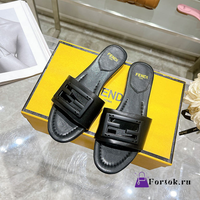 Fortok Fendi FF Logo-Patch Leather Slides Black - 1