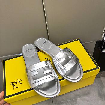 Fortok Fendi FF Logo-Patch Leather Slides Silver