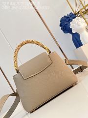 Fortok Louis Vuitton Capucines Mini Taupe leather Gold-toned Hardware 21x13x8cm - 3