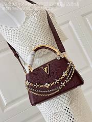 Fortok Louis Vuitton Capucines Mini bag a triple chain adornment Burgundy 22x12x8cm - 1