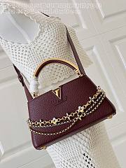 Fortok Louis Vuitton Capucines Mini bag a triple chain adornment Burgundy 26.5x14x8cm  - 1