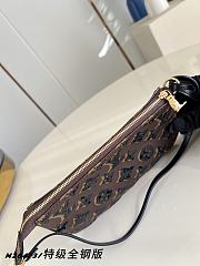 Fortok Louis Vuitton Pochette Accessoires Other Monogram Canvas 23.5 x 13.5 x 4cm - 4