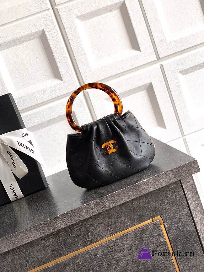 Fortok Chanel Mini Drawstring Bag with Resin/Tortoiseshell Handle Leather Black 9x12x5cm - 1