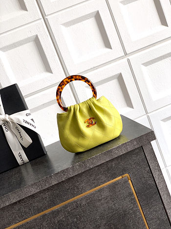 Fortok Chanel Mini Drawstring Bag with Resin/Tortoiseshell Handle Leather Lime Yellow 9x12x5cm