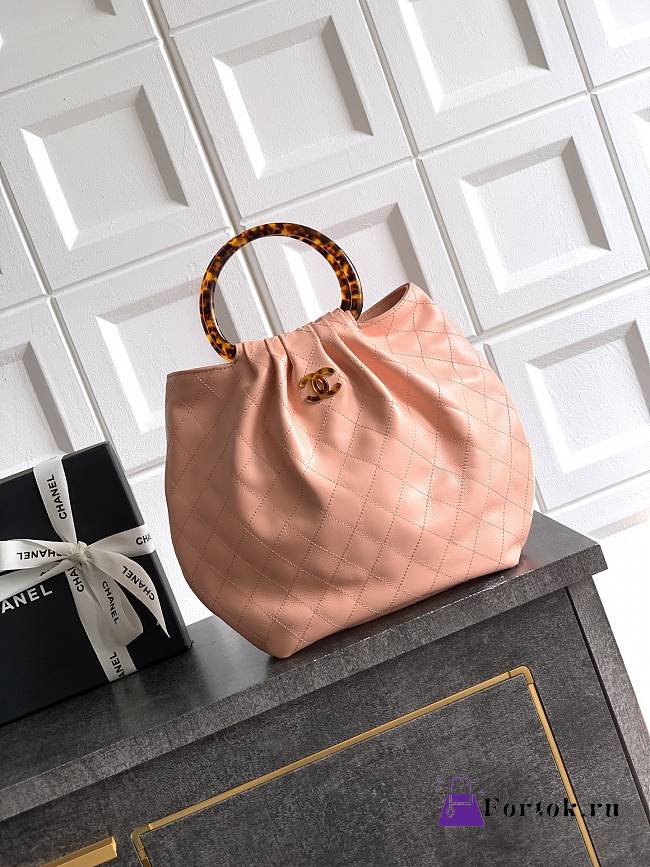 Fortok Chanel Mini Drawstring Bag with Resin/Tortoiseshell Handle Leather Salmon Pink 26x32x14cm - 1