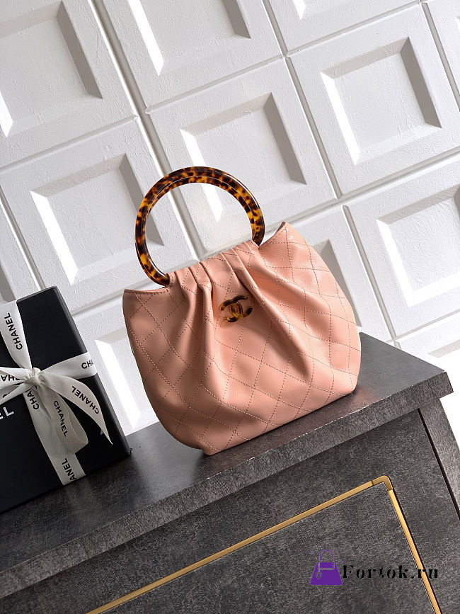 Fortok Chanel Mini Drawstring Bag with Resin/Tortoiseshell Handle Leather Salmon Pink 24x18x12cm - 1