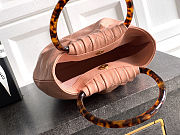 Fortok Chanel Mini Drawstring Bag with Resin/Tortoiseshell Handle Leather Salmon Pink 24x18x12cm - 5