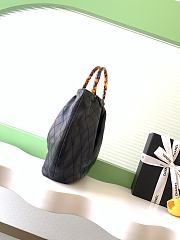 Fortok Chanel Mini Drawstring Bag with Resin/Tortoiseshell Handle Leather Black 26x32x14cm - 6