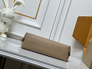 Fortok Louis Vuitton Multipass handbag Taupe 26 x 10 x 30cm - 4