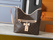 Fortok Louis Vuitton LV X TM Lineup Monogram 34.5 x 26 x 13cm - 1