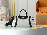 Fortok Louis Vuitton Biker PM White 30x12x12 cm - 1