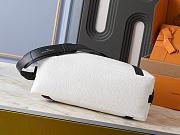 Fortok Louis Vuitton Biker White 38 x 15 x 15cm - 5