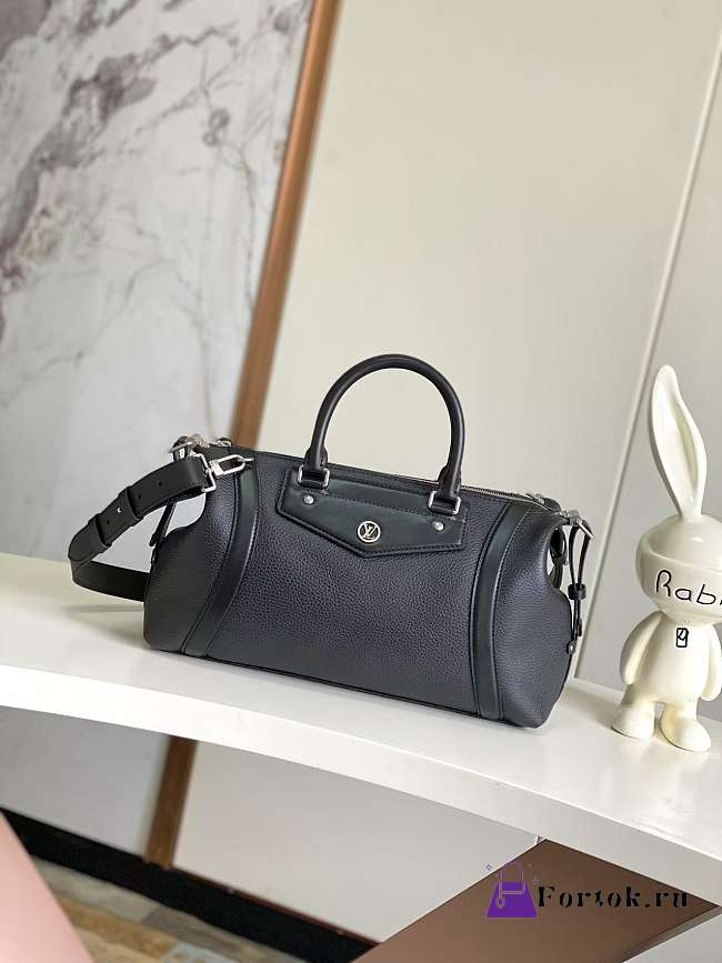 Fortok Louis Vuitton Biker Black 38 x 15 x 15cm - 1