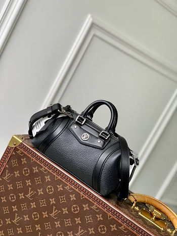 Fortok Louis Vuitton Biker Nano Black 23x10x10 cm