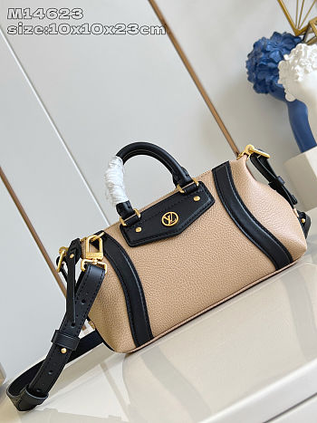 Fortok Louis Vuitton Biker PM Beige 30x12x12 cm