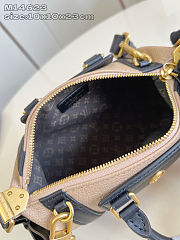 Fortok Louis Vuitton Biker PM Beige 30x12x12 cm - 3