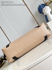 Fortok Louis Vuitton Biker Beige 38 x 15 x 15cm - 6
