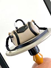 Fortok Louis Vuitton Biker Nano Ivory 23x10x10 cm - 4