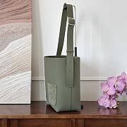 Fortok Louis Vuitton Verso Hobo bag in Olive Grey 33x15.5x30cm - 3