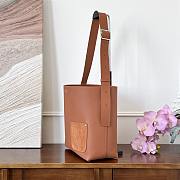 Fortok Louis Vuitton Verso Hobo bag in Brown 33x15.5x30cm - 5