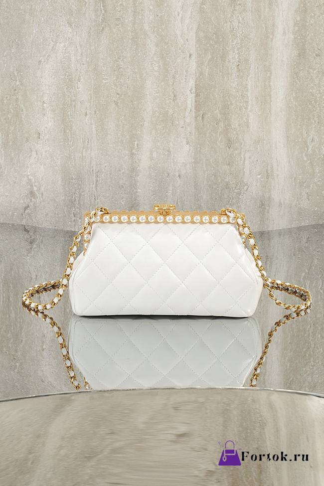 Fortok Chanel Clutch White Pearl 10x20.5x7.5cm - 1