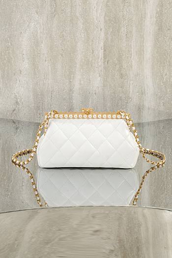 Fortok Chanel Clutch White Pearl 10x20.5x7.5cm