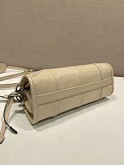 Fortok Prada Bonnie leather handbag Beige 23.5x12x9cm - 4