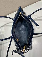 Fortok Prada Bonnie leather handbag Blue 32x15.5x12cm - 4
