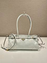 Fortok Prada Bonnie leather handbag White 32x15.5x12cm - 1