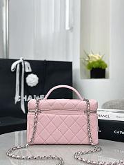 Fortok Chanel 25/26 pre-collection Vanity Case With Gold Chain Pink Caviar 17x19.5x5cm - 6