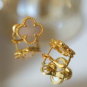 Fortok Van Cleef & Arpels Vintage Alhambra earrings Gold White - 2