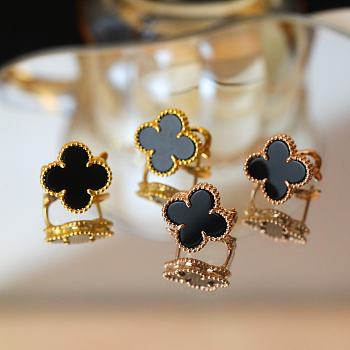 Fortok Van Cleef & Arpels Vintage Alhambra earrings Gold/ Rose Gold Black