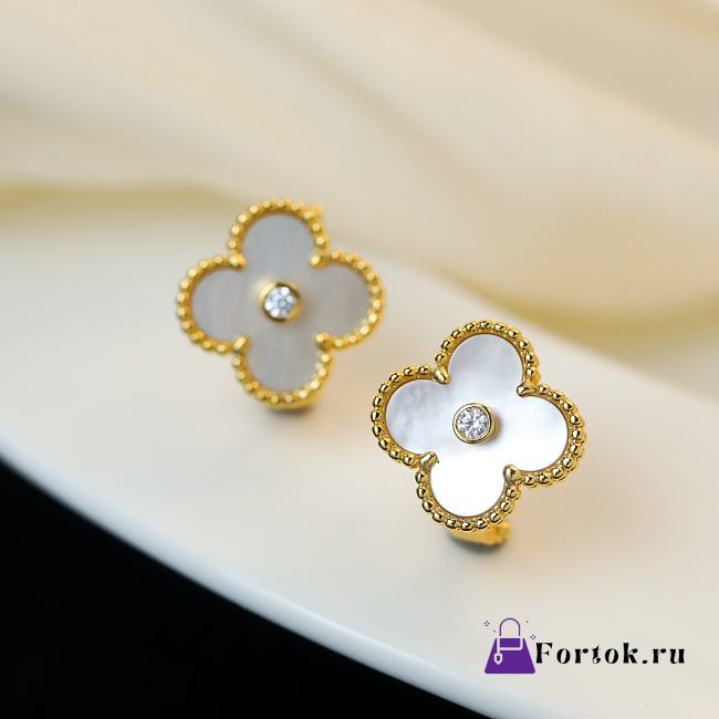 Fortok Van Cleef & Arpels Vintage Alhambra White Gold Earrings - 1