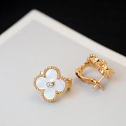 Fortok Van Cleef & Arpels Vintage Alhambra White Gold Earrings - 4