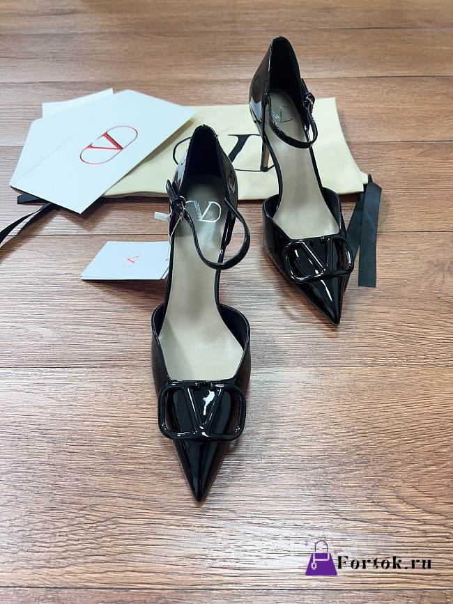 Fortok Valentino Garavani VLogo Signature slingback pumps Black patent leather 8cm - 1