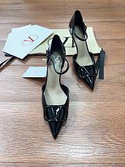 Fortok Valentino Garavani VLogo Signature slingback pumps Black patent leather 8cm - 1