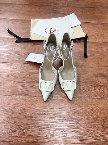 Fortok Fortok Valentino Garavani VLogo Signature slingback pumps White 8cm