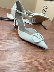 Fortok Fortok Valentino Garavani VLogo Signature slingback pumps White 8cm - 4