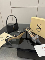 Fortok Valentino Garavani 2026ss Bowow embellished satin slingback pumps Black 8cm - 3