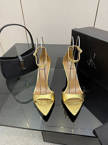 Fortok Giuseppe Zanotti Shiny Gold Heels sandals 9cm