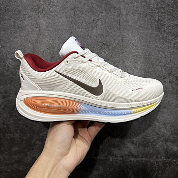 Fortok Nike Zoom Vomero Plus White