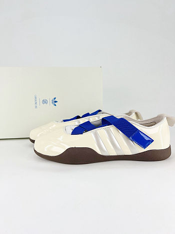 Fortok Caroline Hu x CLOT x Adidas Taekwondo sneaker Off White