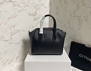 Fortok Givenchy Small Antigona bag in black grained goatskin leather 23cm - 4