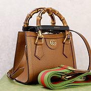 Fortok Gucci Diana mini tote bag in brown 20 × 16 × 10 cm - 6