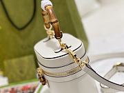 Fortok Gucci mini vanity bag bamboo handle White 13.5 × 15.5 × 4 cm - 6