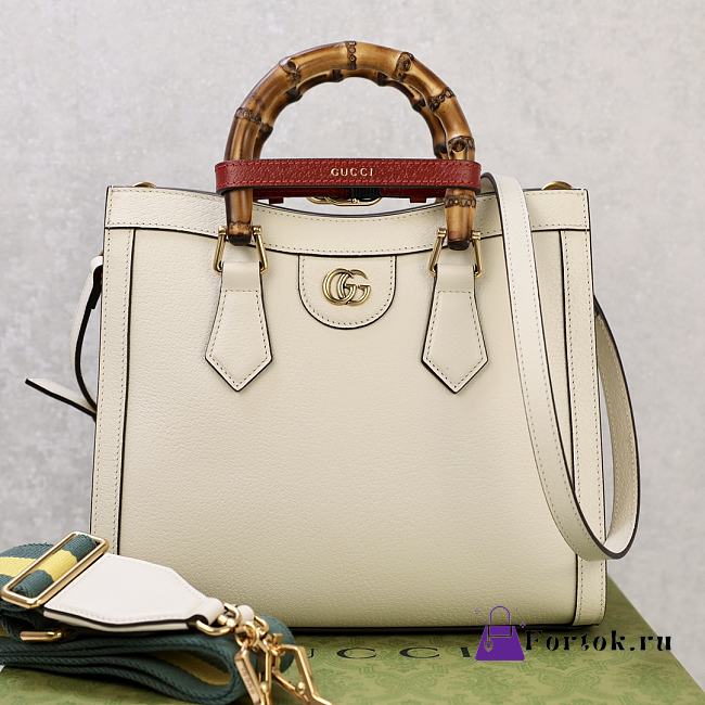 Fortok Gucci Diana Tote Bag Bamboo Handle White 27 × 24 × 11 cm - 1