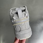 Fortok Off-White Be Right Back crystal-textured sneakers White - 3